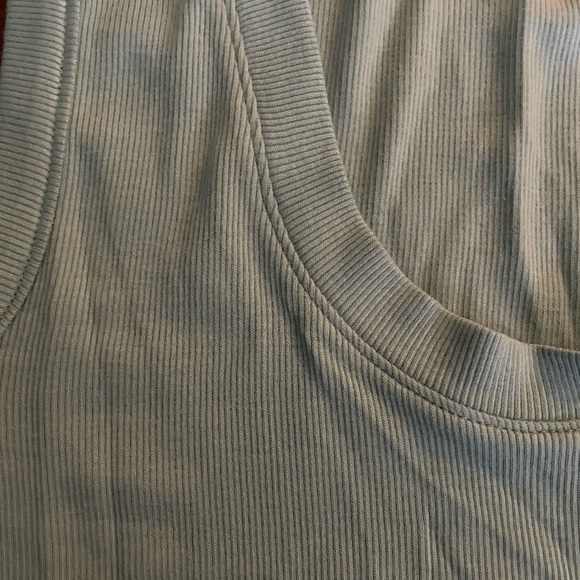 New top - Picture 4 of 4